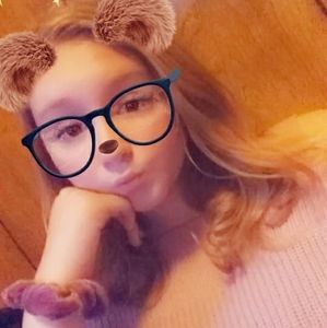 Meet your Posher, Britney